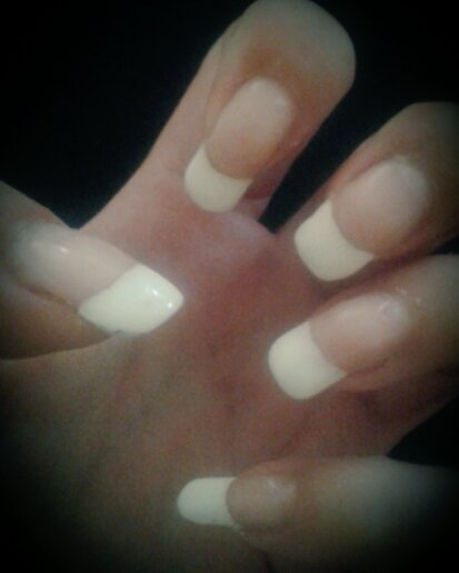 Nails4RealGirls's tweet photo. Back to French,olala!!
#UVGel #gelbuilder #Nails
To lengthen manis,reapply topcoat every few days #LikeNewAgain♥ https://t.co/TyvPA1tJZz