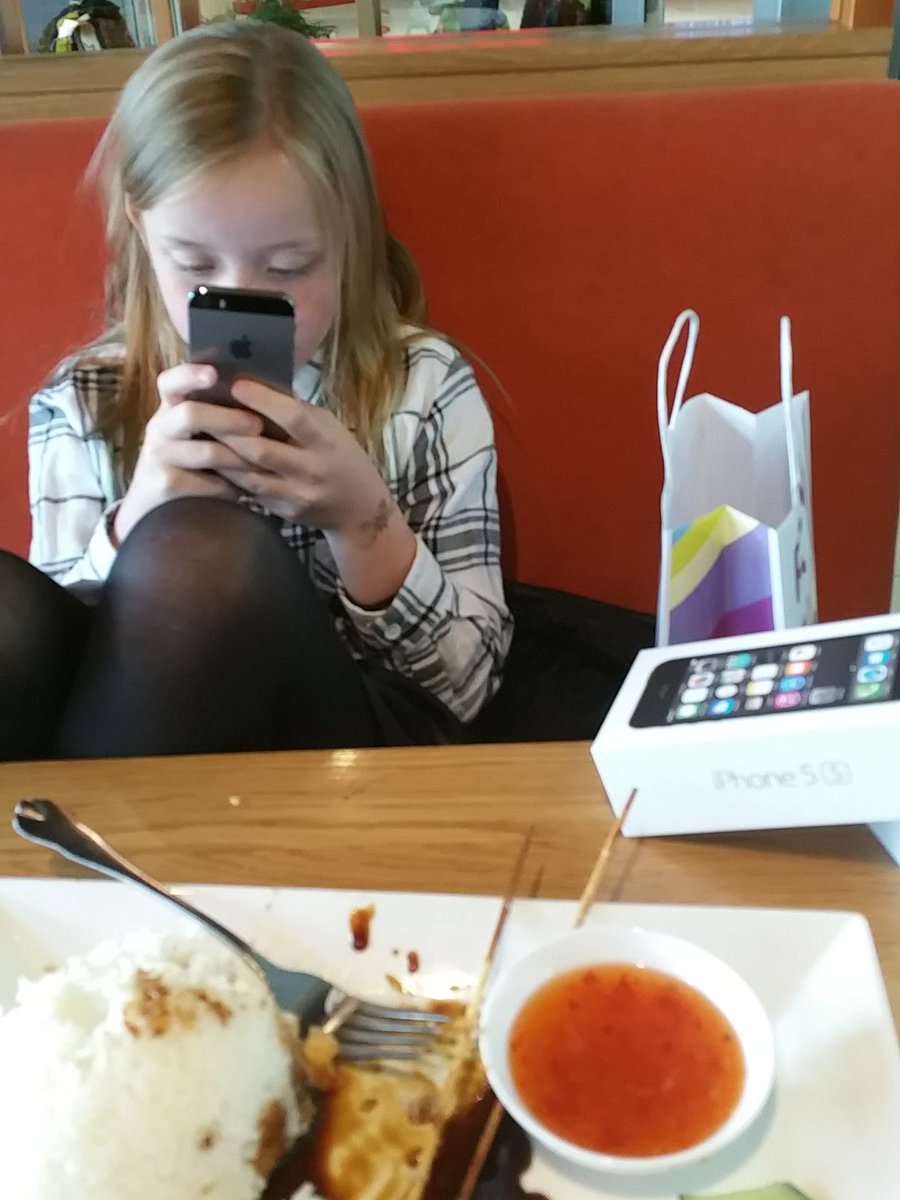 @zupperia #middagkyllingspyd #dessert iphone 5s #lykkelig