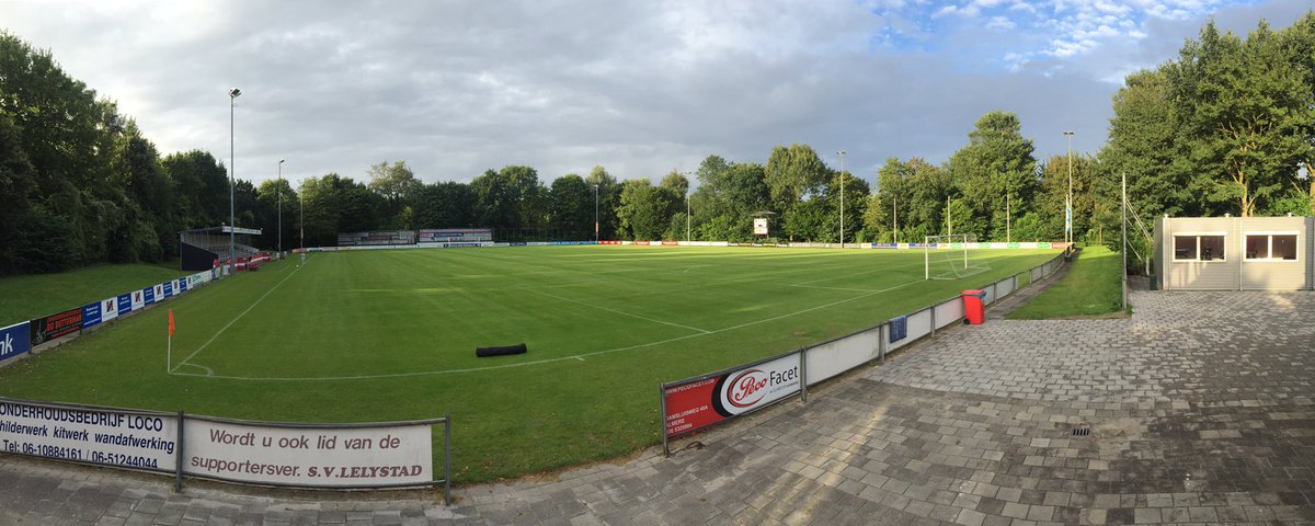 We zijn er klaar voor! Goed veld, lekker weertje.. ⚽️⚽️ <a href="/svLelystad1/">sv Lelystad 1</a>