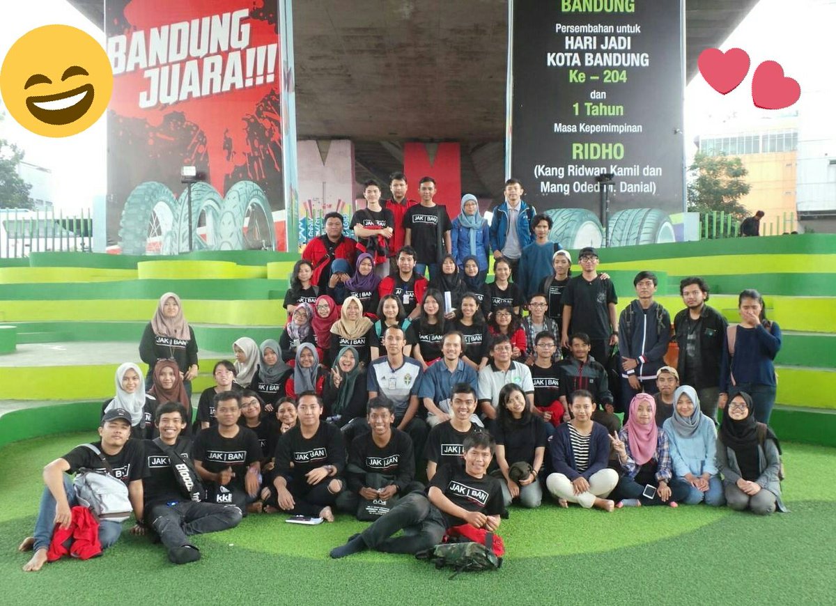 Terimakasih banyak UNDIP 2013 atas kehadirannyaa 😊😊
Sukses selalu untuk kita semua !! 🙏🙏