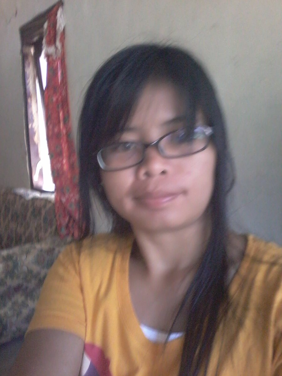 halokeles's tweet image. 