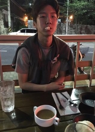 farmir's tweet photo. ✨ ardan nalapraya kurniawan (lee seunghoon)✨
betawi-cina
rumah tanah kusir
anak vespa
kl mogok nebeng eja https://t.co/F9YqHN1von