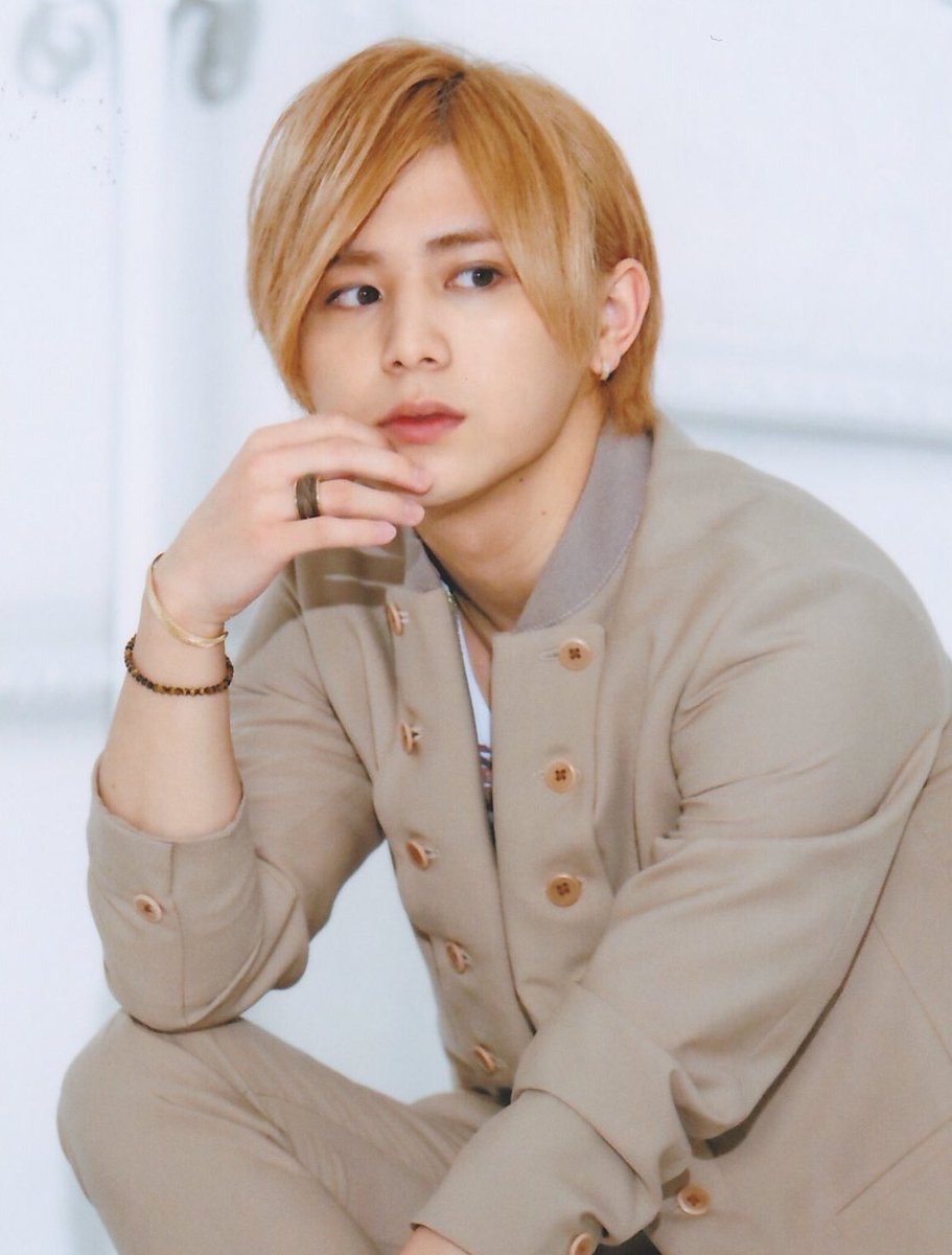 フォロバ100 のチャラ宮寺担 Sur Twitter やまちゃんの前髪ってどうやったら こうなるの ストレートアイロン 前髪のばしてもこうならないんだよね どーすればいいんだっ 山田涼介 前髪