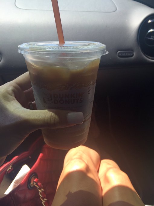 Gooood morning! ☀️ 
Some yummy iced coffee to start my day! ?☕️ #DunkinDonuts https://t.co/p9d9LYo2x