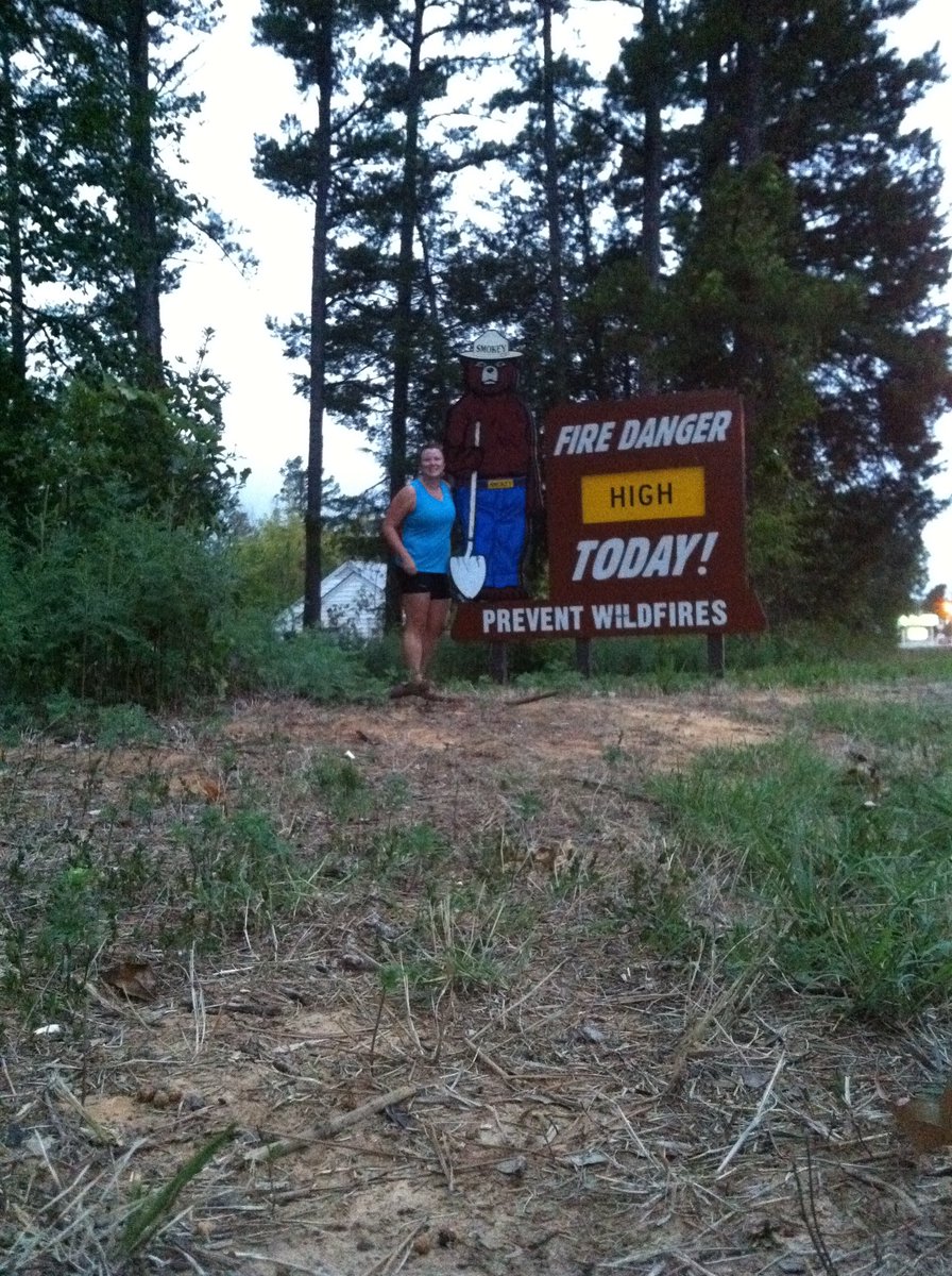 Happy Birthday Smokey! Congrats on 72years of protecting our <a href="/USForestService/">USForestService</a> lands! #SmokeyBearHug