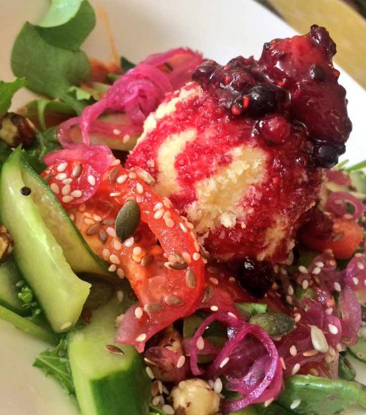 Congfoodvillage's tweet photo. Super afternoon for one of the @hungrymonkcong famous "Salad of lovely things" &amp; a great array of beverages also! https://t.co/dtK6FSywG4