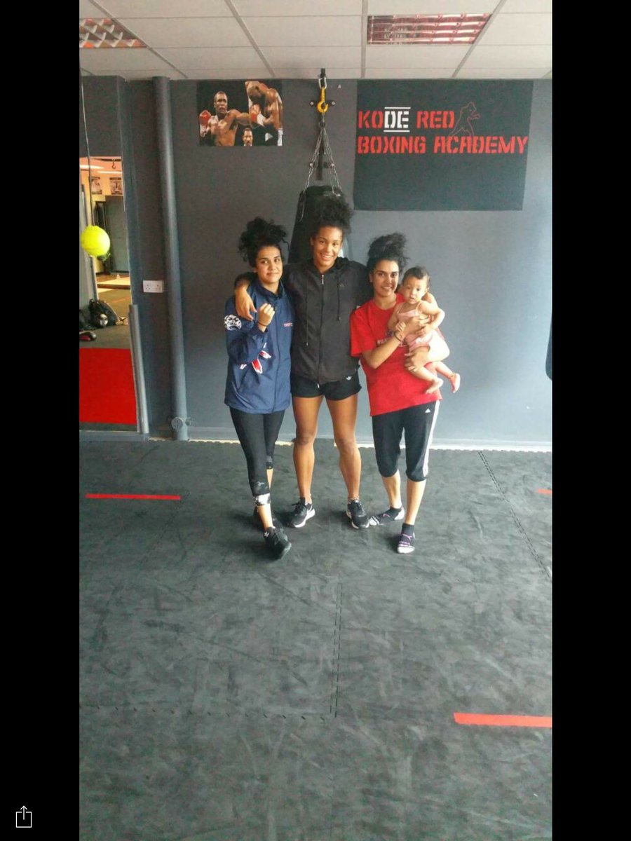 Chantelle Reid (@relentlessreid) on Twitter photo Good session today <a href="/KodeRedBoxing/">Kode Red Boxing</a> @gmannx_ <a href="/RaveenM_/">Raveen๐๐ฝ</a> #boxing #Family #EuroPrep ๐๐ฝ๐๐ฝ๐ช๐ฝ๐ Good session today <a href="/KodeRedBoxing/">Kode Red Boxing</a> @gmannx_ <a href="/RaveenM_/">Raveen๐๐ฝ</a> #boxing #Family #EuroPrep ๐๐ฝ๐๐ฝ๐ช๐ฝ๐
