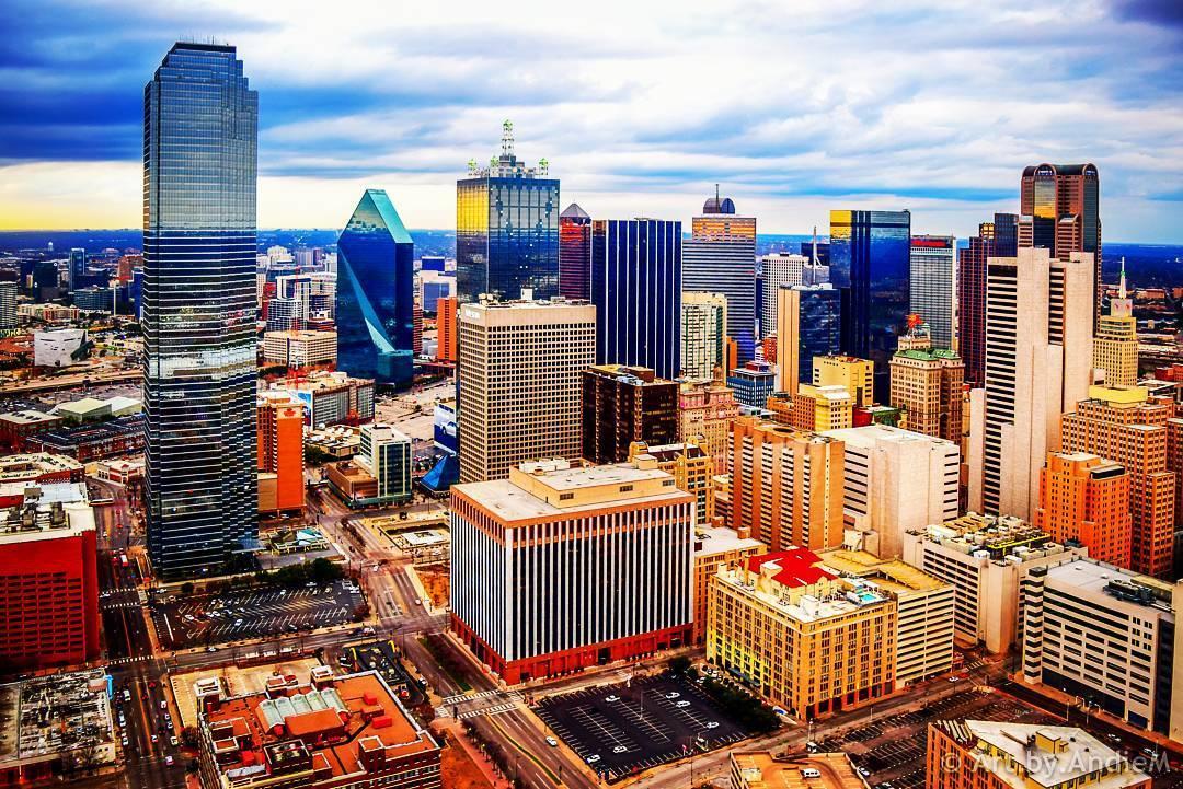 DbleTreeDallas's tweet image. #Dallas has the best Skyline. Who Agrees?