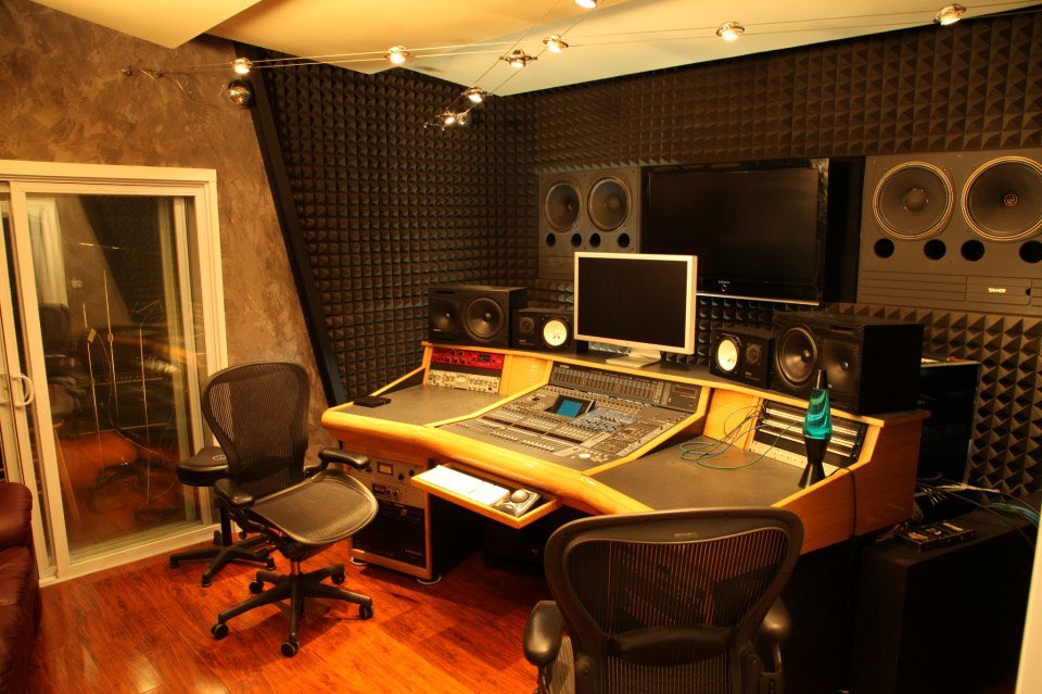 MStudioAtl's tweet image. RT if you know an artist looking for a new recording studio in Atlanta! #Buckhead #Midtown #Atl #MStudioATL
