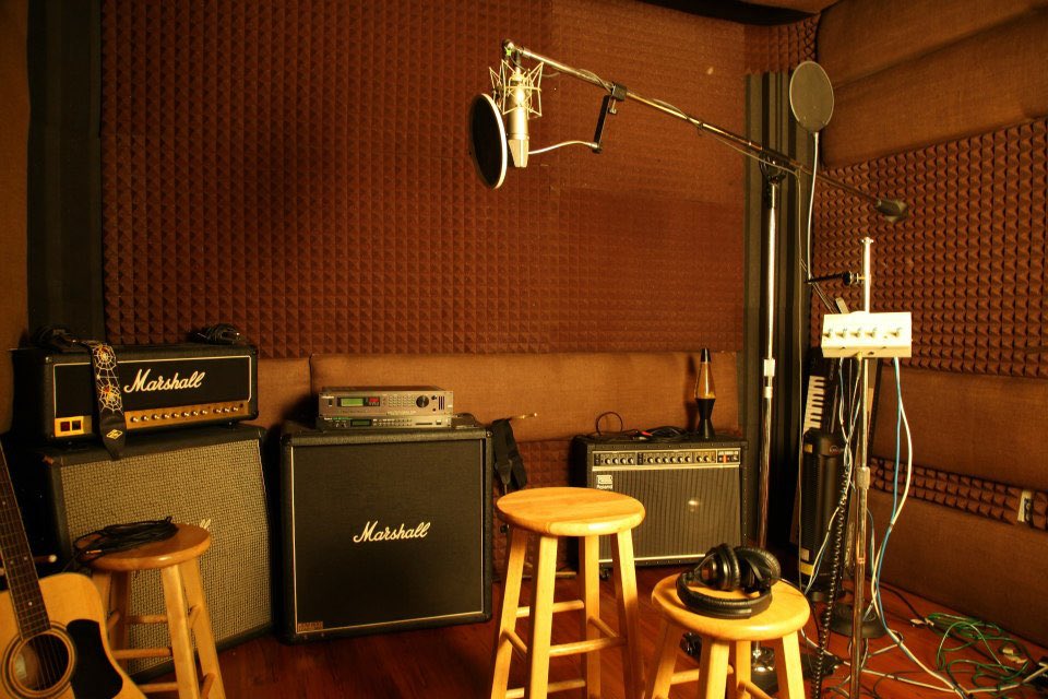 MStudioAtl's tweet image. RT if you know an artist looking for a new recording studio in Atlanta! #Buckhead #Midtown #Atl #MStudioATL