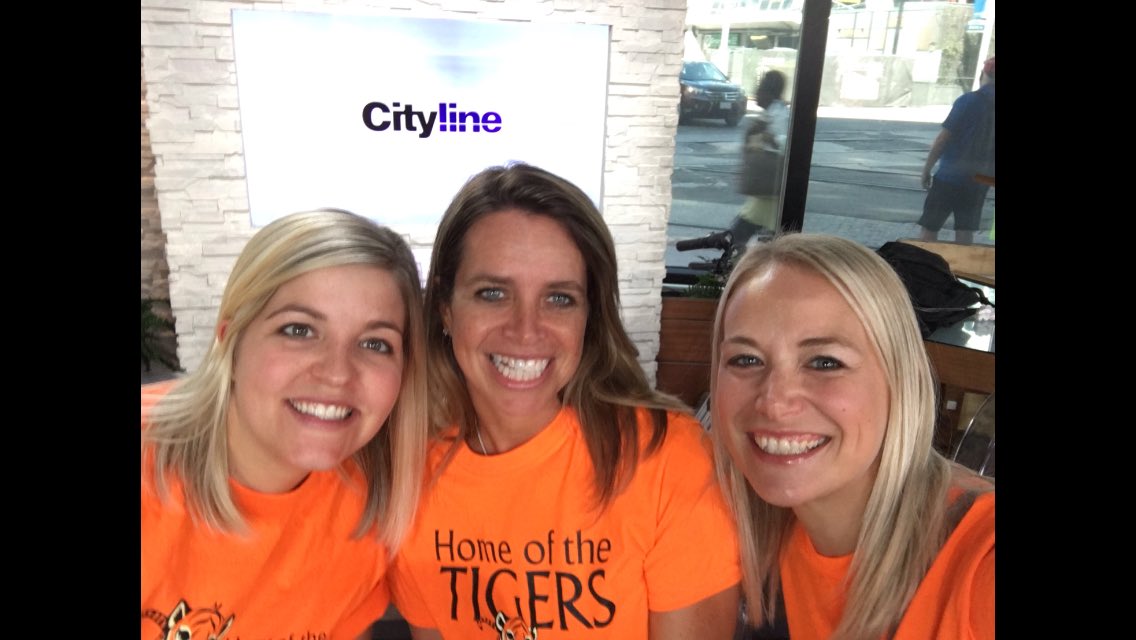klgrainge's tweet image. Representing @HPCDSB at #citylinebacktoschool