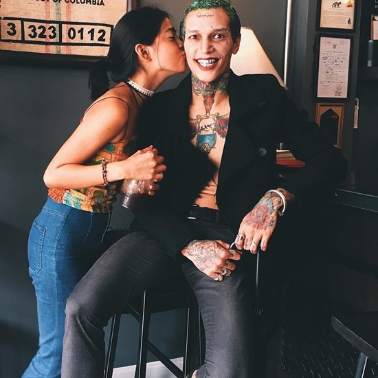 kapookdotcom's tweet image. อย่างเป๊ะ ! #เบ คอสเพลย์เป็น #Joker guason พร้อมโชว์ภาพหวาน #สายป่าน จุ๊บแก้ม
goo.gl/NL2PqC