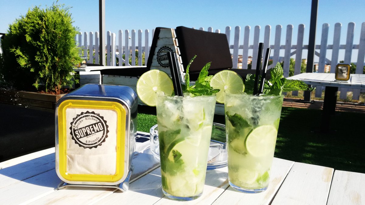 SupremoCafetria's tweet photo. MOJITO PARTY VOL 3.0
#Mojitos #jueves #temáticos #SUPREMO y #BBQ #ChillOutSupremo #Terraza https://t.co/Jsb7C2mhLZ