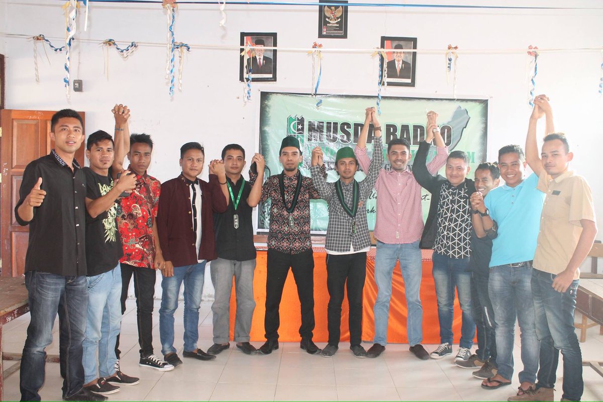badkoHMIsulutgo's tweet photo. Slmt ats terpilihnya Eko Paputungan @ekspap sbg Formateur/Ketum Badko HMI SulutGo 2016/2018. @infoHMI @hmiprogresif https://t.co/RfYmrhZKMH