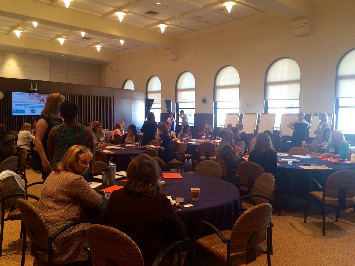 ShruthiArvind93's tweet photo. At the #Partnerships4Health conference co-hosted by @CleveFed_ComDev is another perk of being a #FedIntern https://t.co/fz3xBLOajh