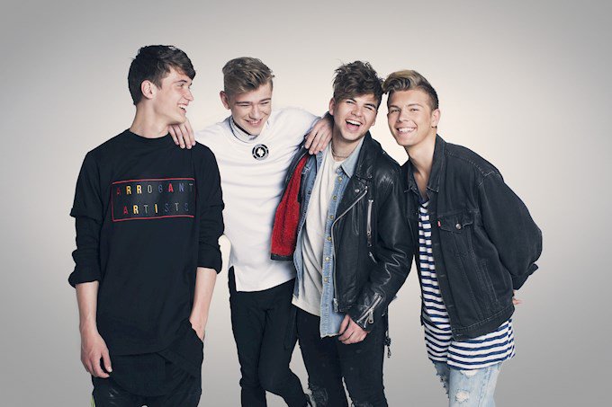 PagefourDenmark's tweet photo. Page Four playing in #FårupSommerland on friday together with a finalist from @XFactorDR #P4tour https://t.co/QKQxEhdQCH