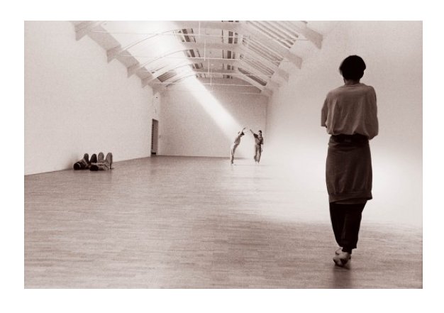CultureHouse's tweet photo. Remembering Rosemary Butcher – the choreographer who changed the way I see dance https://t.co/MMVcidBT5p @ismeneb https://t.co/PZxejCDVVh