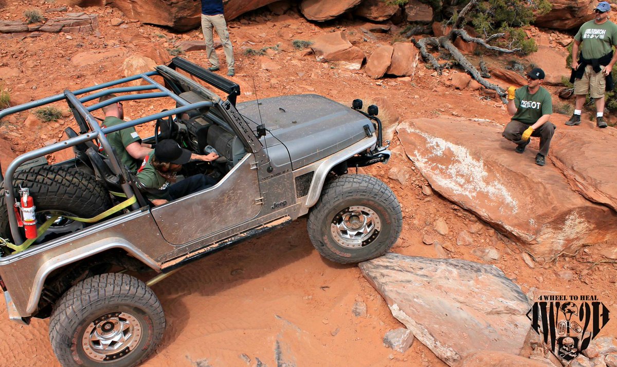 4WheelToHeal's tweet image. Throwback to Easter Jeep Safari 2016 #ejs2016