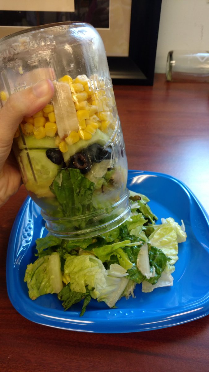jessiezimmerer's tweet photo. My lunch was in a jar! Best idea I've ever had, which is a high bar. It was beautiful. I loved every bite. #LunchJar https://t.co/ikIZLSAIEF