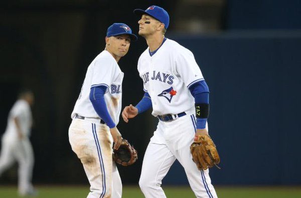 GoLoupthemiddle's tweet image. Nothing better than Tulo and GoGo up the middle #tulo @rgoins17