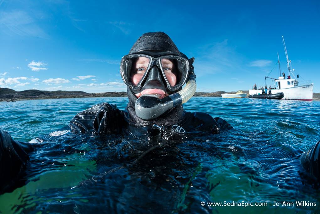 Because I'm Happy! #SednaSelfie by photographer @joannwilkins during #OceanChange expedition, Frobisher Bay #Nunavut