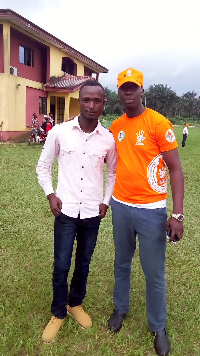 nkebetojackson's tweet image. Was nice meeting again with @cavilT the chief editor of @akstrending ,an entrepreneur and a blogger.. #TeamBloggers