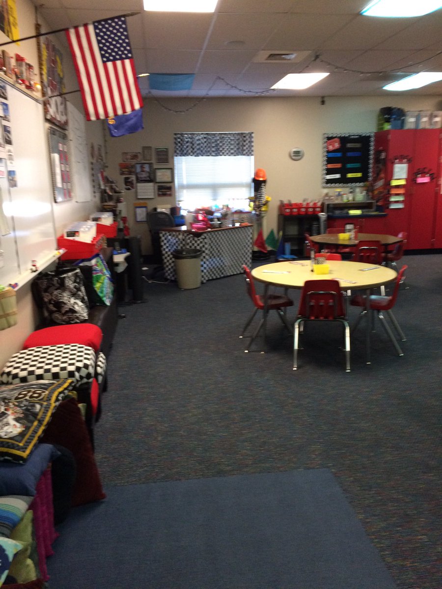 StarsideMarney's tweet photo. Ready for the school year to start! #secomets https://t.co/pUgO92cxLl