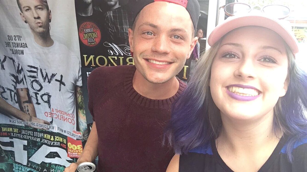 msmadisonashley's tweet photo. Best 1st Warped Tour Ever!! Can't wait for next year๐๐ค๐ป#vans #journeys #statechamps #waterparks #nickmajor #altpress https://t.co/oKn9MLatyC