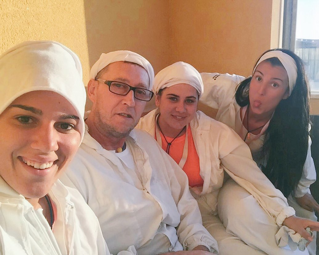 merchigongar's tweet photo. Por más momentos así con ellos!! 😊😊 https://t.co/mzzTv7JiYh