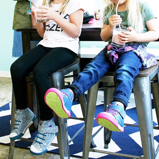 TinybeansKids's tweet photo. Check out @citizensofbeauty's super smart AM routine! #boundlesswonder @keen https://t.co/bwUoTWTuNZ https://t.co/02Euyqwsso