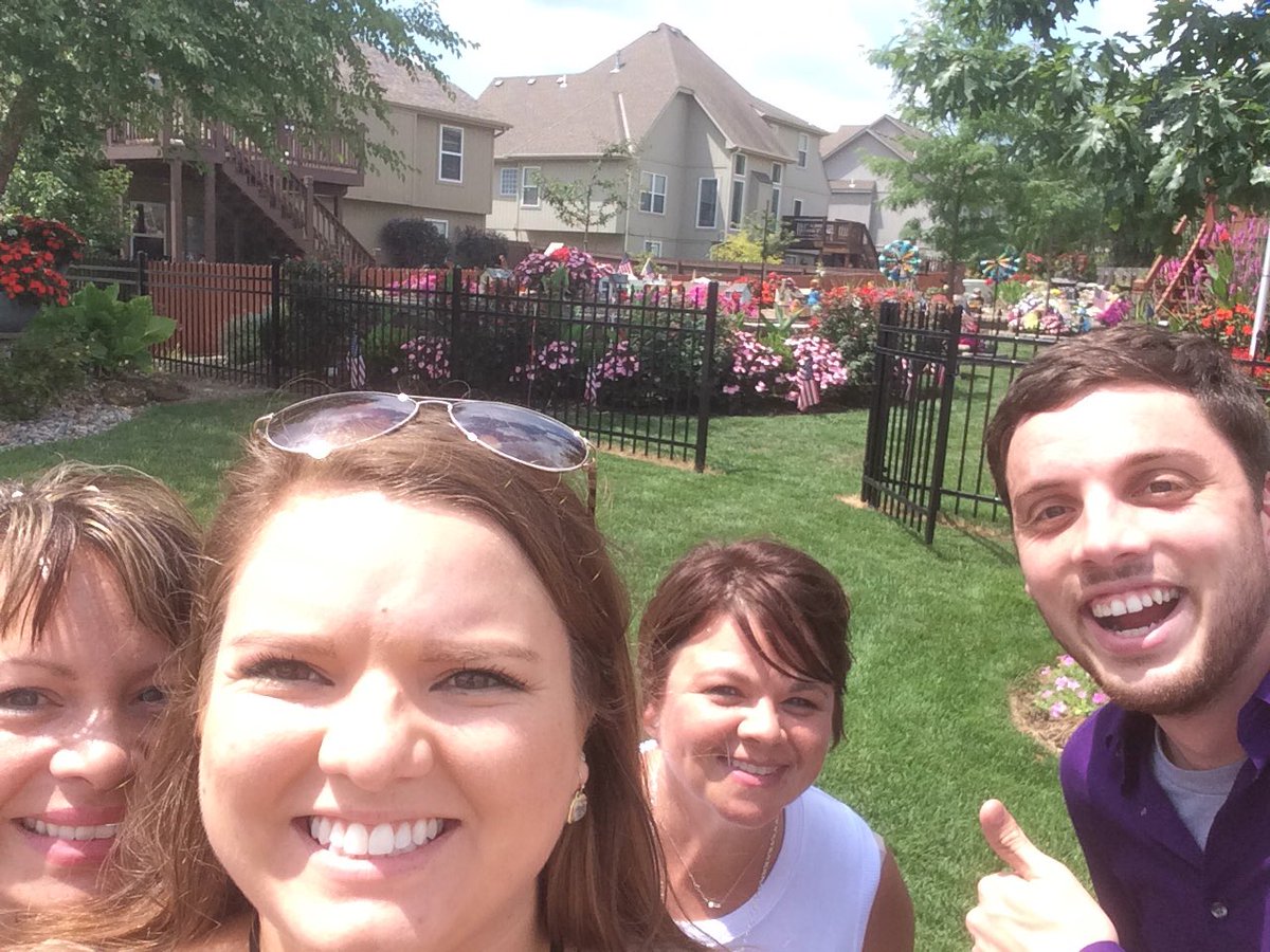 MrsConradMPMS's tweet photo. #raypec Private botanical garden https://t.co/WV9VN2EtIi