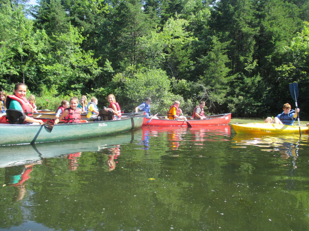 trinityyouthmh's tweet photo. Bible devo time in the boats! #vbstogo2016 #parvinstatepark https://t.co/H7ZQQRhf5S