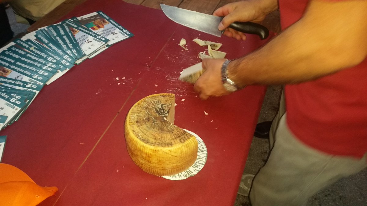roccofranciosa's tweet photo. XXXV #Sagradelcanestrato #gusto #cultura #tradizione #estatelucana #Basilicatagustosa #BasilicataTurismo #UnpliBas https://t.co/gO8HzKX7em
