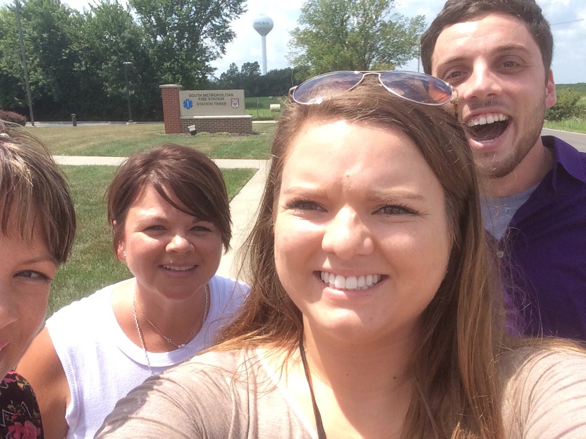 MrsConradMPMS's tweet photo. The pride of the south side #raypec https://t.co/H80ql7fv5x