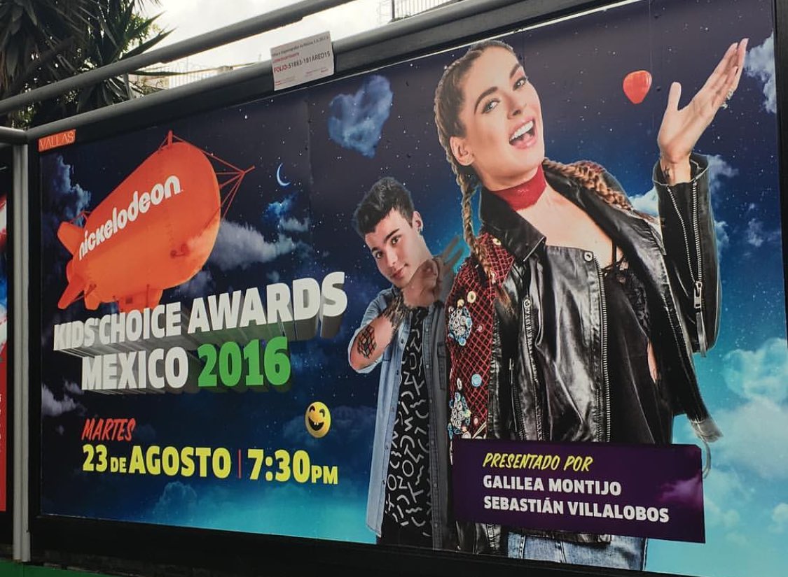 villalobossebas's tweet photo. Esto es un verdadero honor, desde muy pequeño soñé con esto y no me lo puedo creer aún: Soy una pared https://t.co/Yppad0vnEc