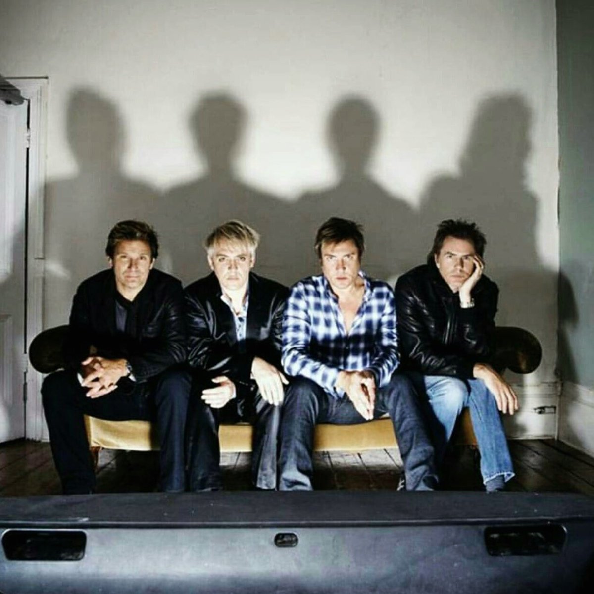 JTsRio's tweet photo. Waiting for @duranduran Appreciation Day like... 🙄😀💁 https://t.co/GlIzdUB55x