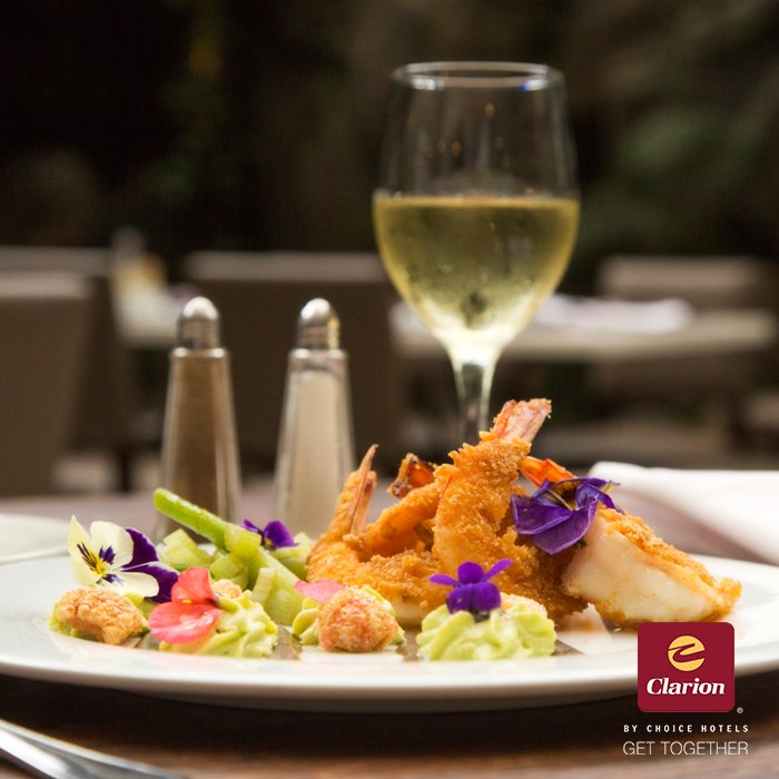 ClarionSuitesGT's tweet photo. ¡Experimenta nuevos sabores en Restaurante La Poza!
#GetABite #RestauranteLaPoza https://t.co/yWuIJeoJmL