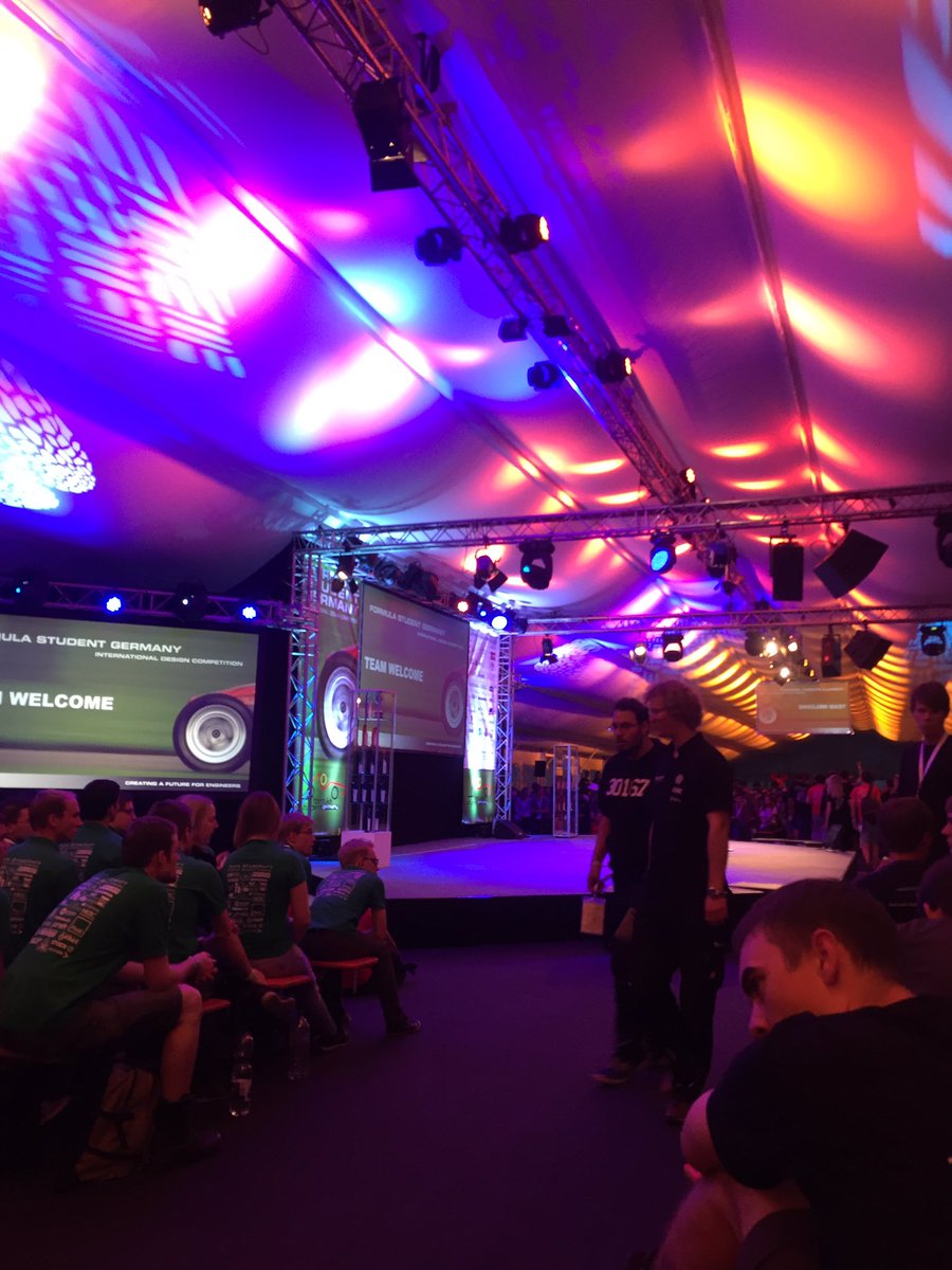 KA_RaceIng's tweet photo. Opening ceremony is about to start #FSG16 #repostrepost https://t.co/AVQ4rAQyzt