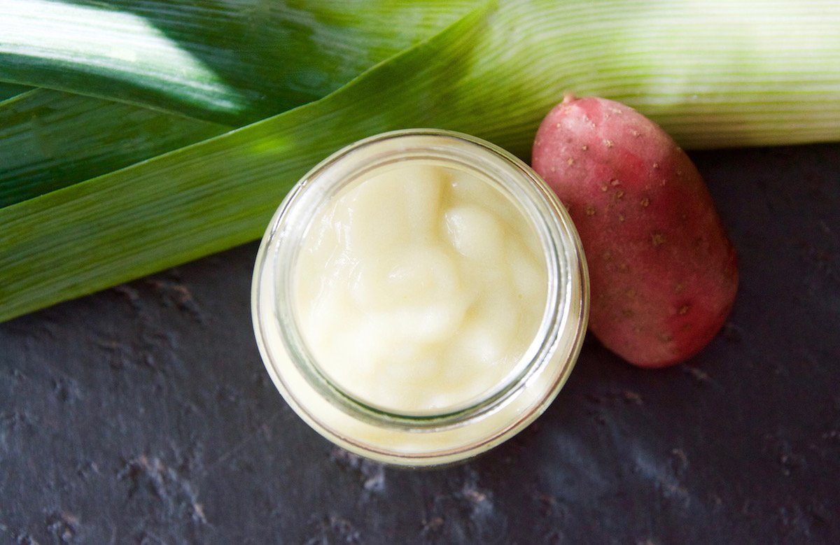 cooking4mybaby's tweet photo. Une nouvelle #recettebebe est dispo sur le blog: Purée de poireau et pomme de terre. #MIAM ! https://t.co/W32WYaeT9z https://t.co/JA9G5NOxYf