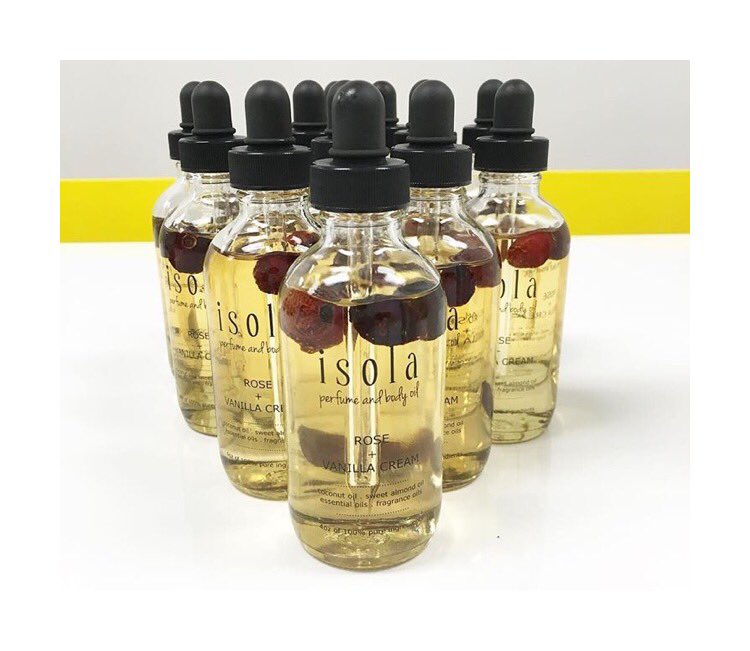 isolabody's tweet photo. Skincare that's not only amazing and #AllNatural, but gorgeous as well! #IsolaBody #NaturalSkincare https://t.co/uQGM12i6yC