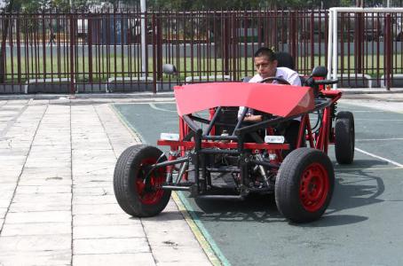 El Financiero Uni tweet media