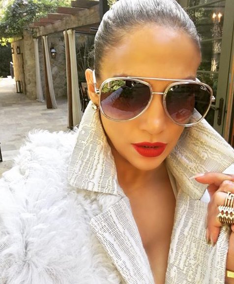 MayraJLover's tweet photo. Fashion girl 🙆🙅💁  @JLo https://t.co/dOETF7NxuK