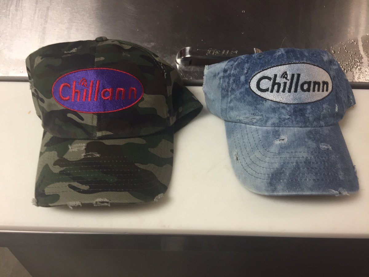 OnetakeCarter_'s tweet photo. Left the purple joint in ya dressing room. Tryna get you the denim @wizkhalifa https://t.co/LBCoyJTn9x