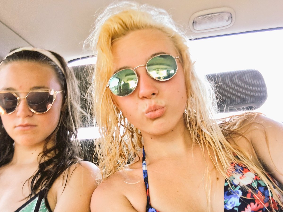 daphney987's tweet photo. @masiewilliams7 thanks for making my summer the best one yet!!!! It was "lit" #saused https://t.co/VXMGtbGCeo