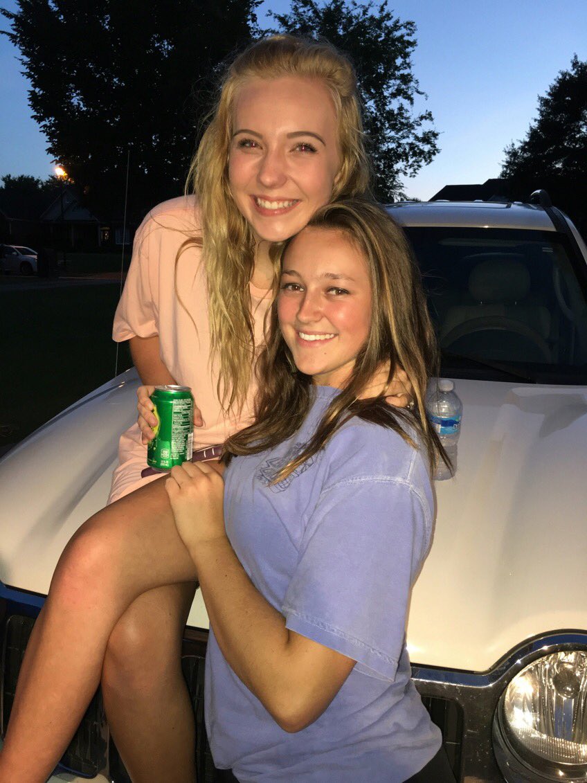 daphney987's tweet photo. @masiewilliams7 thanks for making my summer the best one yet!!!! It was "lit" #saused https://t.co/VXMGtbGCeo