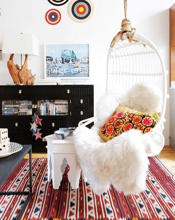 Gray_Magazine's tweet photo. #designgoals in the form of a hanging chair featured in our current issue... We show off #… https://t.co/juNFdt8rM9 https://t.co/7hDCRAWdXI