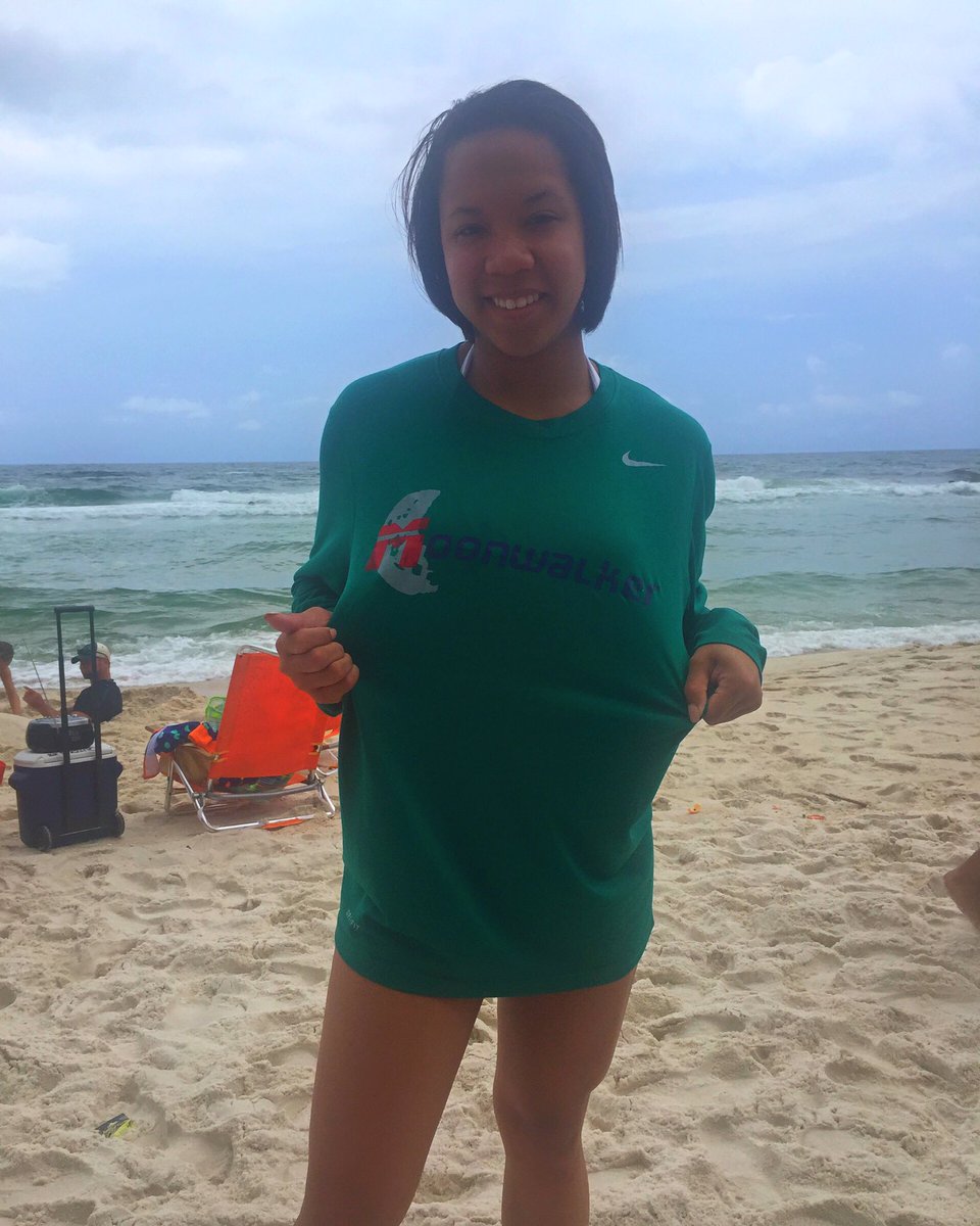 MOONWALKER_Gear's tweet photo. https://t.co/xGbrhh1du4 is the only place to get OUT OF THIS WORLD apparel! #MoonwalkingOnTheBeach #moonwalkernation https://t.co/qp5zhopEGz