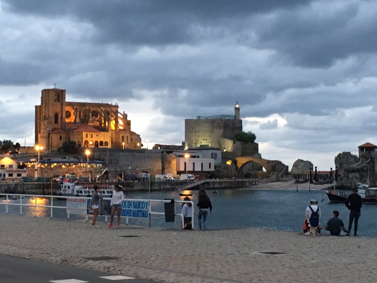 UrkoGomez's tweet photo. #castrourdiales https://t.co/lJpxZO289y
