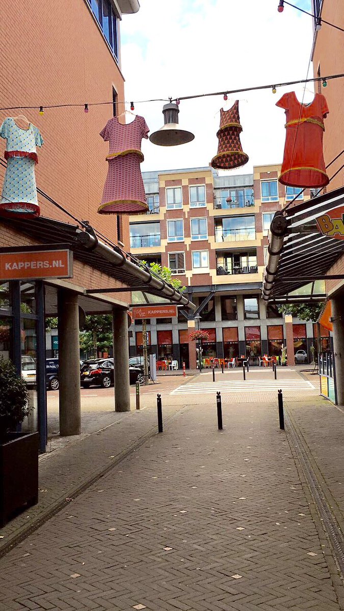 beleveninuden's tweet photo. U D E N • De Eetkaamer • Brabantplein • Volg [Be]Leven in Uden ook op Instagram https://t.co/YOQdespnso #uden https://t.co/HP7a4YlbNZ