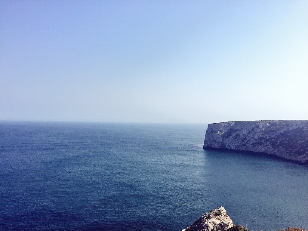 beiBaf's tweet photo. No words. The end #Portugal #CaboSanVicente @visitportugal @turismo_algarve #Algarve, un paraíso de punta a punta. https://t.co/05I8U4zxHA